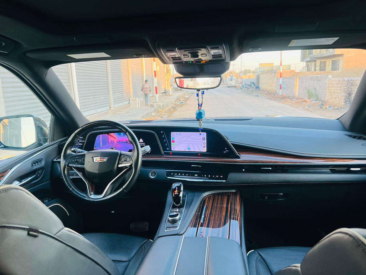 السلام عليكم كاديلاك سكاليد لاكجري موديل 2023امريكي حادثه بابتين جه السائق سطحي بدون دواخل وبدلتهن وكاله أصليات من الشركه الباقي مكفوله مغلفه ppfماشيه 36الف كيلو رقم بغداد باسمي تحويل مباشر مكاني ديوانيه المركز سعر مناسب ت*********** ديوانية, القادسية
