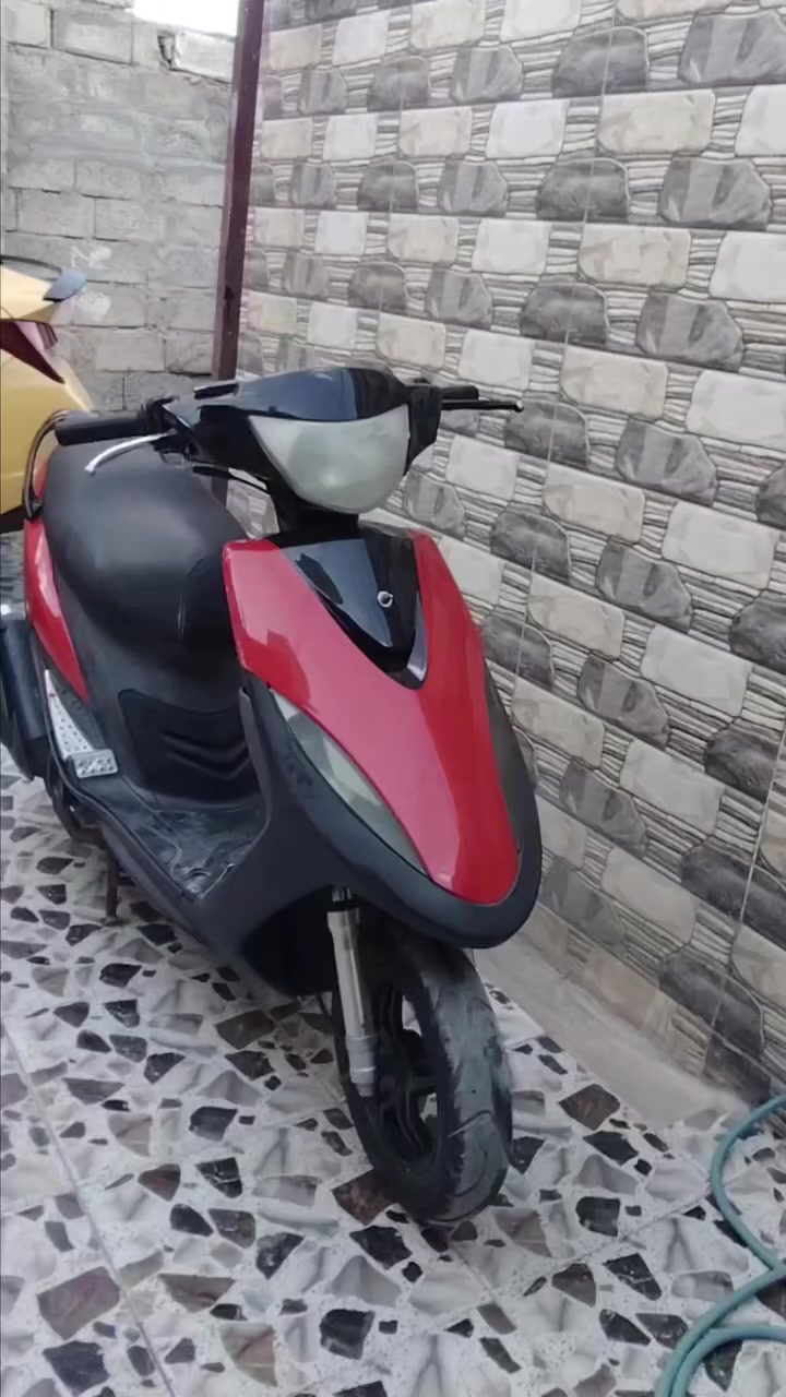 سلام عليكم دراجه ماكس عدله للبيع 
بوشه 49بلاد مكينه خرسه كلش حلوه وناعمه شلعه ومعدل ترايك للبصره اذا تعطل بيك ترجع دراجه تخبل ماموكفتني بشارع كهربايات شغاله هورن شغال كيلو متر شغال قفل جنطه شغال
 دراجه نكره سلف بكل وقت وهندر شغال وبيه تزويد زوج وياله رياضي وصالنصه  رياضي وشيال ودبلات رياضي وقطره رياضي وفراك بريك رياضي دراجه كلش حلوه مال جناي 
السعر400 
مكاني ديالى بعقوبه كاطون قرب مكتب بيروت رقمي ***********
وبل عافيه عل ياخذه ❤
