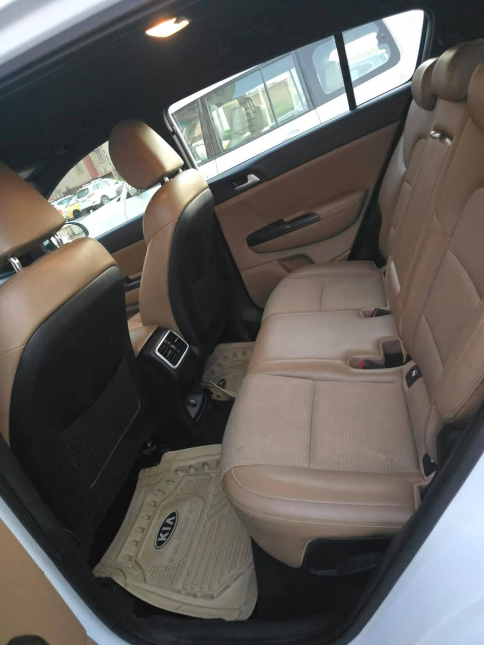 سبورتج ٢٠٢١ خليجي ماشيه ٩٢ وقابل للزيادة مكفوله من بارد وتبديل محجوزة لمصرف الصناعي باقي سنه ونص للحجز اتعهد باي ضمانات لتحويل سعر ٢٠٢ بيها مجال مكلف بالنشر اتصال على ***********
