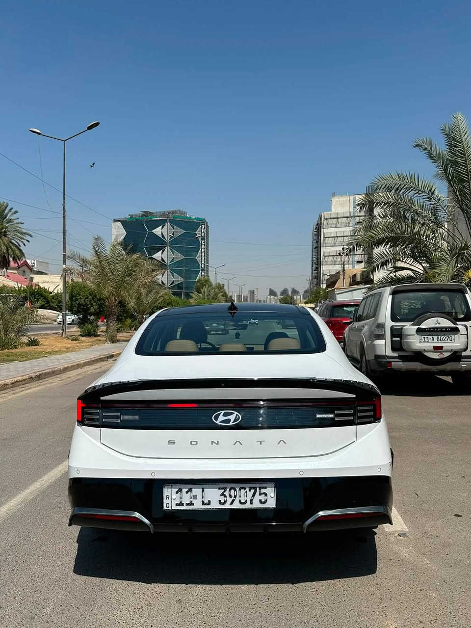 سوناتا 2024 خليجي
ماشية سيارة ١٦ الف كيو
مكفولة من ضربة وصبغ وتبديد 
موصفات فول 
كامرات
بنورما 
بردات 
بصمة عن بعد 
كشنات كهرباء 
فول سيارة اعلى موصفات 
اكو فقط ٤ اصابع بارد بل باب فقط 

سعر 225 وبيها مجال جدا بسيط
***********
