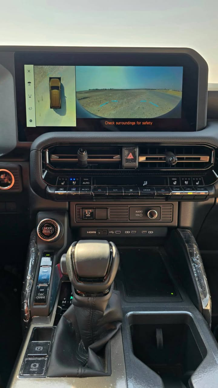 برادو 2024 ادفنجر 1/1
لونين (سقف ابيض وبدي خاكي)
اكرر اللونين واللون المميز 
بالشركة اغلى من لون واحد

ماشية 5 الاف فقط اخت الزيرو 
مكفولة كفالة عامة من شخط من رصعة ومن ترمل 
سيارة جديدة وجدا اقتصادية بالصرف 
 بس الجناية يعرفون بالعزم والثبات والانطلاقة اللي بيها🚀🚀

 
شرط التحويل شرط التحويل 
وكالة اعتذر 

للتذكير بمواصفات السيارة
لونين ( سقف ابيض وبدي خاكي)
كشنات تدفئة وتبريد الامامي والخلفي وتحكم امامي وخلفي بالتبريد 
دفلوك ونظام تعليق 
داتا شو 
اوامر صوتية بحيث شما تحجي يشتغل وينطفي حسب رغبتك😉🗣️ 
شحن لاسلكي 
تدفئة ستيرن
كامرات 360 
كامرات عدد 5
لايت امامي 3 عدسات تفاعلي 
دخول ذكي 
نظام قيادة متعدد
شفتات ستيرن
نظام الزحف 
نظام تنبيه من التصادم
اوتو هولد
هاند بريك دكمه
رادارات توقف امامي خلفي
رادار سرعة تفاعلي 
قيادة ذاتية تمشي لوحدها 
8 اير باك
حساس امامي خلفي 
ثلاجة وسطية
ويل 19 
باب خلفي شفط تحكم جهتين مع جام منفصل 
يعني تحب تفتح الباب او تفتح الجام
كشنات صف ثالث كهربائي
مساج مقعد السائق 
خزن مقعد السائق
وبعد بيها مواصفات ......

السعر 563 ورقة
للاستفسار اتصل :- ***********
