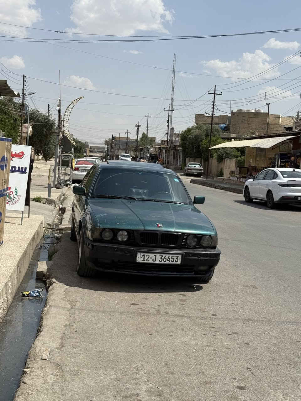 بي ام حجم 535 فول اوتو تحريكه ومعدل تشك الكاع
سلايت ٣ طكات كير محرك ششرط 
جاام ٤ كهرب مثبت سرعه شغال كشنات هيتر 
السياره بدون صبغ السياره مكملها كامل من كاردن درايم شفتات 
عربانه خلف اكسل كلهم مبدلهم  
السياره باسمي اني الشرعي تريد وكاله او تحويل 
مكاني ميثاق  السعر  ٤٥ وبيها مجال 
***********
