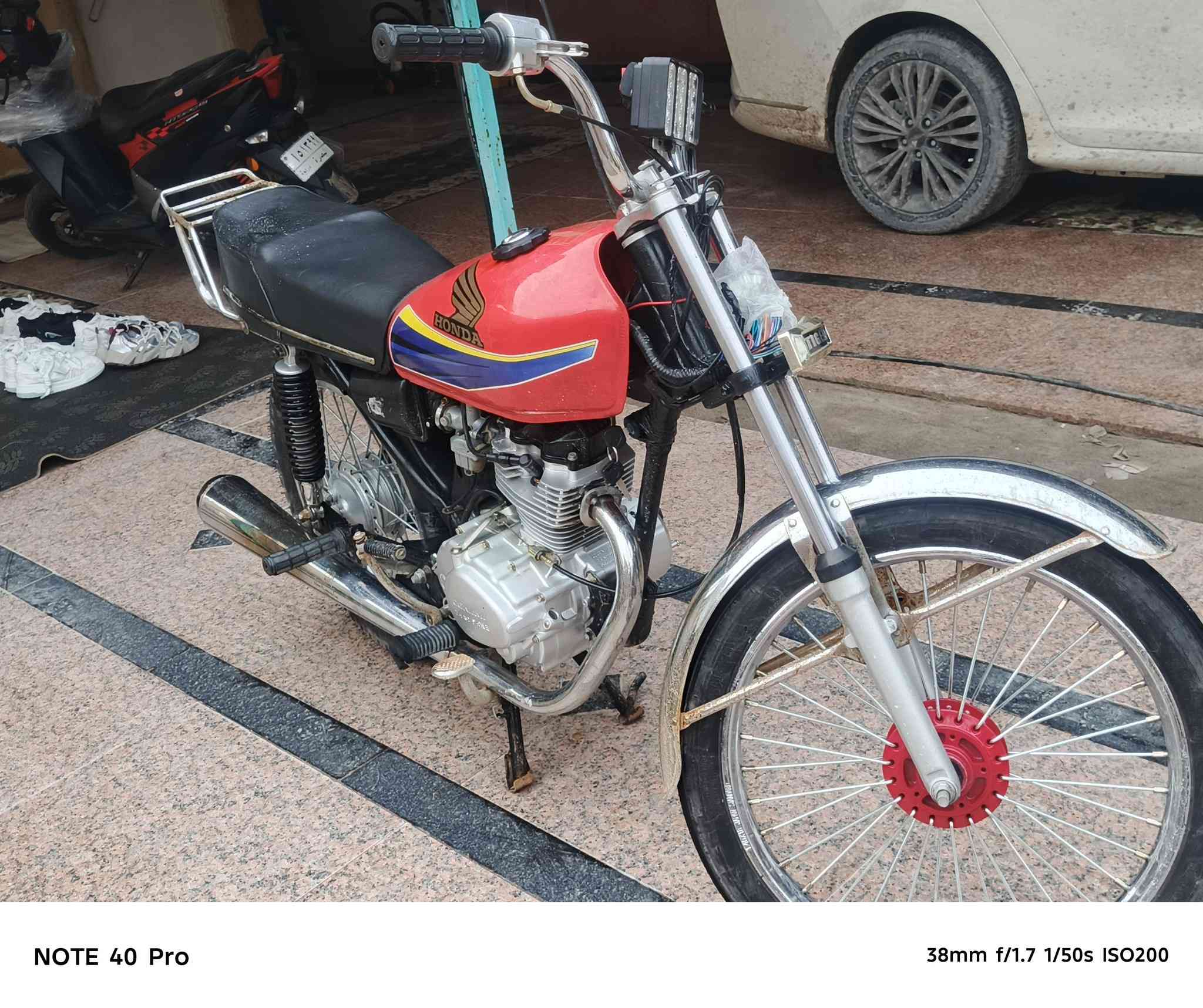 ادوات للبيع مكينة كارتون دراجة نضيفة 
***********
