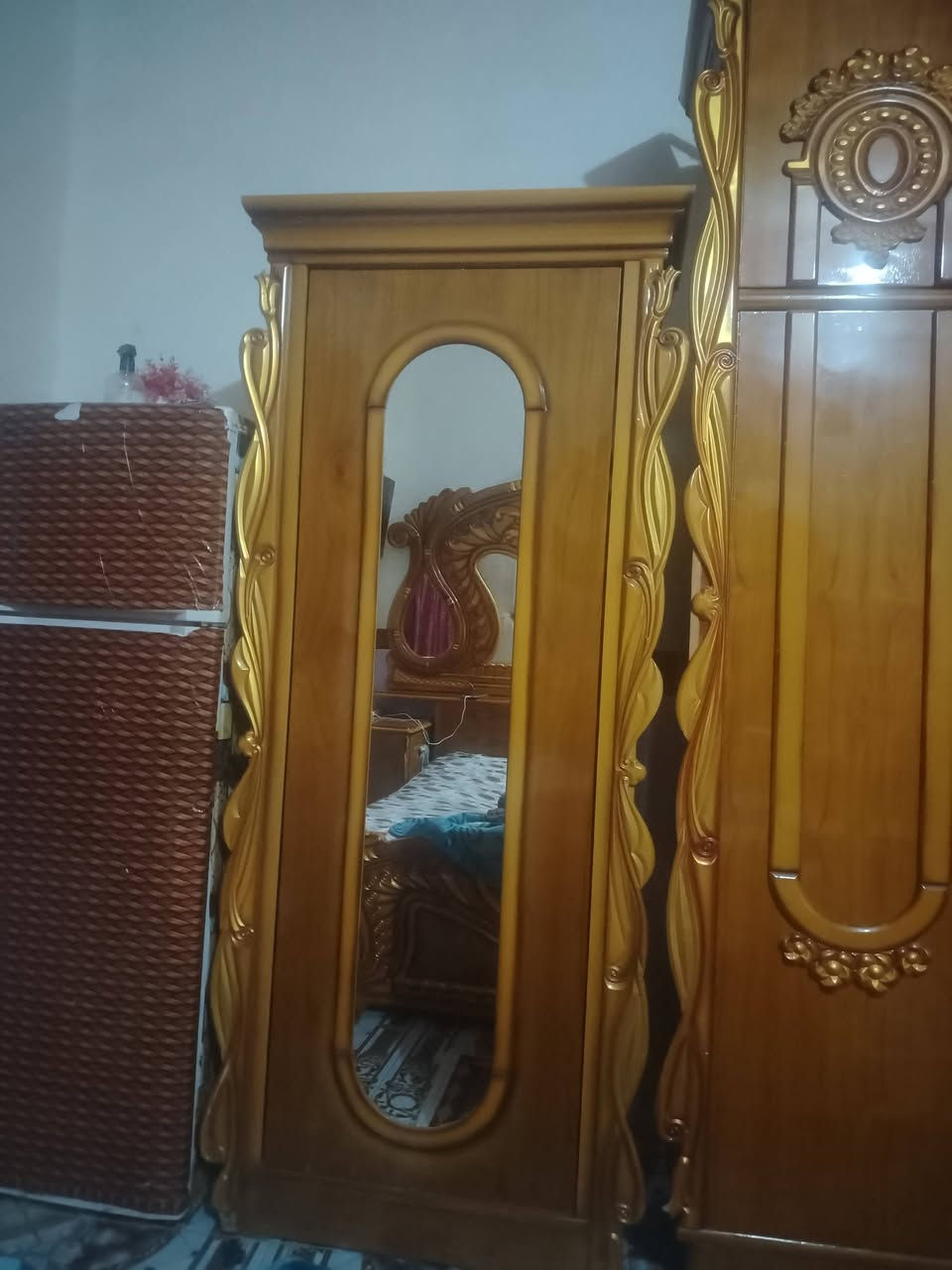 غرفة طابقين للبيع للمكان ديالئ شهربان الاستفسار ***********
