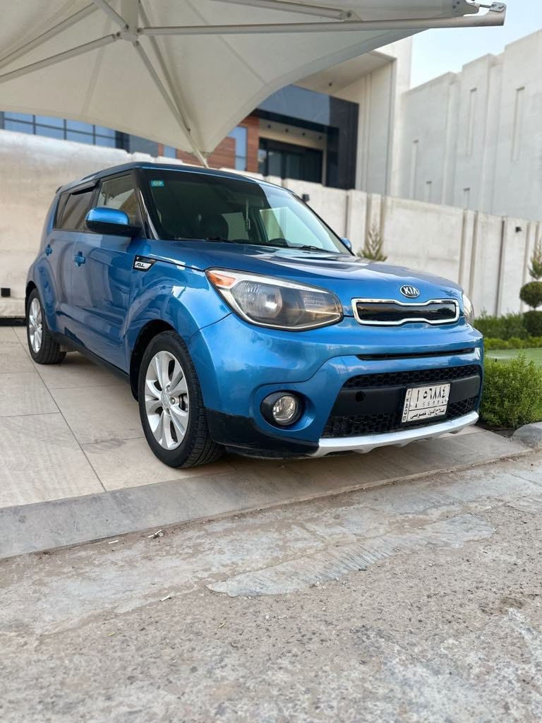 السلام عليكم
كيا سول kia soul 2016 وارد امريكي
رقم صلاح الدين دولي سويتها 
كير اوتوماتيك مكفول
ومحرك بيه تخبير + شاشه بلوتث
دوشمه كامله داخل احمر واسود سياره نظيفه
صدر جديد السياره كاملة من ناحية الحدادية 
مواصفاته تحكمات بالستيرن  
وضعيات قيادة  drive mode
- سياقة رياضية
- سياقة اعتياديه
- سياقة اقتصادية (مبرمج علم بنزين عادي)
السيارة نظيفة مثل مامبين بالصور
ضررها نص جاملغ خلف السايق مع نص جاملغ خلفها بدون اي دواخل اضر حادث داخل العراق 
حادثة من أمريكا خفيف جزء بسيط جدامن البنيد ومعدل بارد صور الضرر مرفقة بالمنشور وتكدر تجيك رقم الشاصي (KNDJP3A55G7360166)
ماشية 80 الف حقيقي ميل قابل للزيادة
محرك 2000 gdi
 السياره باسمي  شرط التحويل ثاني يوم 
السعر 120 ورقة  وبيهة مجال
مكاني صلاح الدين سامراء تجي تشوف السياره وتدلل عيوني الك .
للتواصل خاص او على الرقم 
***********

