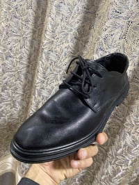 حذاء جلد • قياس 42 • نظافة فول