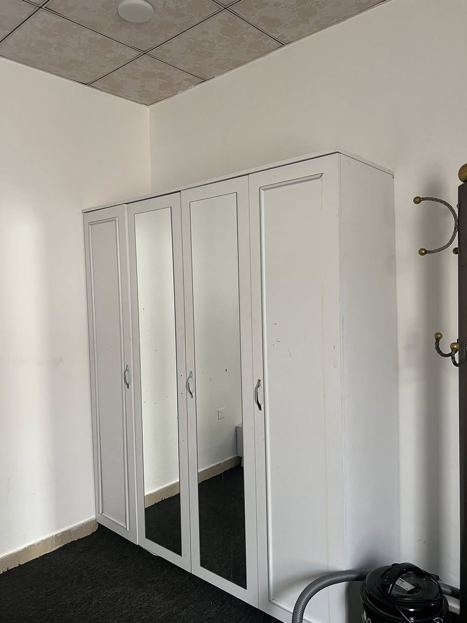 قيم  باليرضى واخذ***********
