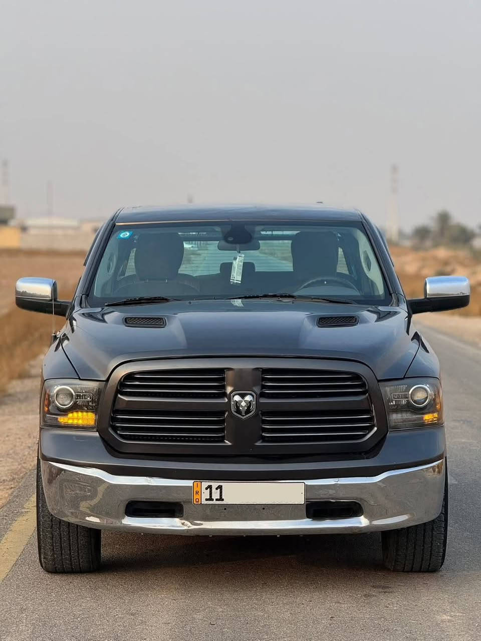 السلام عليكم
رام موديل 2019  بيها طخه بلجاملغ الخلفي راجعه بارد 
وطخه ب جاملغ الامامي مواصفات السياره معروفه 
السعر المطلوب 175 
***********
