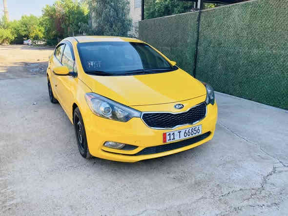 السلام عليكم كيا فورتي 2015 مكينه 2000 gdi بحاله جيده جدا لا صوت لاتبخير الكير جيد جدا السياره نظيفه لحد يقارنه بالمهجومات بالسوق مداريه كلش بالنظافه ونوعيه الدهن البجم كبس السياره داخله نظيف الصدر 90 بالميه التبريد شغال وبارد السياره تاخذه كبل للشارع مال شغل ظربته شويه بالجاملغات الاماميه صفح ومن وره عله كد شبر بالحوض 
السعر 105 وبيه مجال واليجيني ماارجعه مكاني بغداد حي القاهره جامع النداء 
***********
***********
