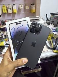 قطعه مناسبه  14 برو ماكس شرق اوسط ذاكره 256 بطاريه 90 مامفتوح  بيه فقط...