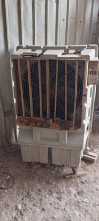 مبردات حجم كبير للبيع للتواصل 07714310986