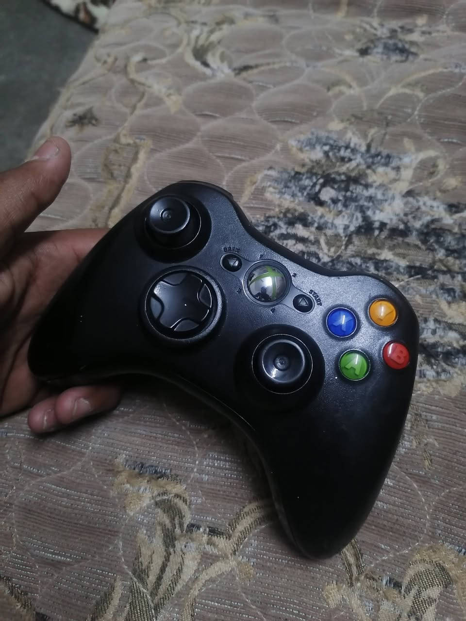 سلام عليكم يدات بلي للبيع مستعملات قليل ملاحضه اليدات مابيهن قاعده مال باتريات سعرهن ثنينهن 30وبيهن مجال متواجد بس فيس


**إذا كنت صاحب هذا الإعلان وتريد حذفه لأي سبب، رجاءا أرسل رسالة إلى الدعم الفني**