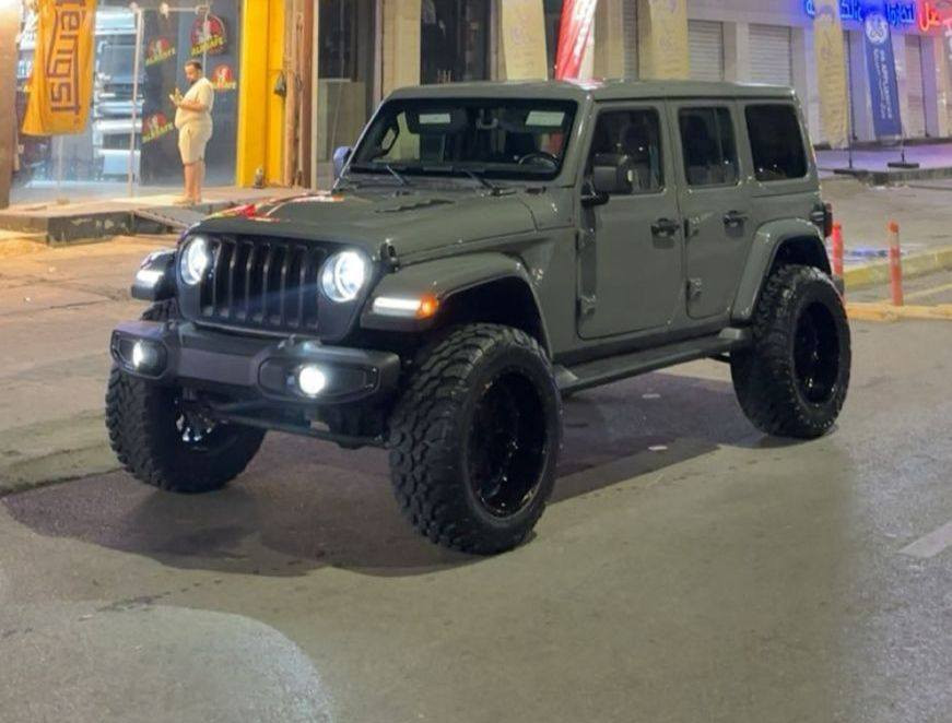 جيب رانجلر  2023
ملاحضه يرهم مراوس حسب القناعه 
6سلندر  محرك 3600  صور الحادث بلمنشور 
السياره زيرو ماشيه تقريبا 
2.500 كم 
بصمة 
تصليح درجه اولئ وصبغ عام للجمالية 
السياره كشف واضافة سقف لنفس الموديل  .
صورة الحادث .بلمنشور
السعر 190 بيهه مجال 
مكاني بغداد الحارثيه ***********
