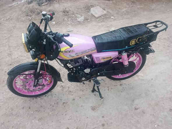 اسلام عليكم.
دراجة سافان مديل.2025.
 أوراق اصولي مال وكيل.السعر 900. وبيهة مجال مكان حلة شارع 80 مامتواجد خاص.رقم ‏‪***********‬‏
