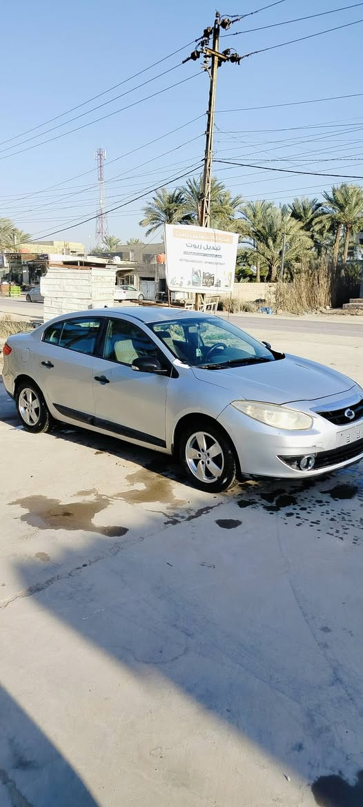 السلام عليكم
سياره رينو فلونس 2013 قبق اصفر المرغوب كير ومكينه جدد قبل 4 اشهر مشدودات والوصل موجود حداديه 80بل ميه  مكفوله لا ضربه ولا صبغ بيها بارد بل دور جوه قبق البانزين ما مصلح عدل والباقي مكفول مكان السياره بابل السعر 67 وبي مجالل
***********
