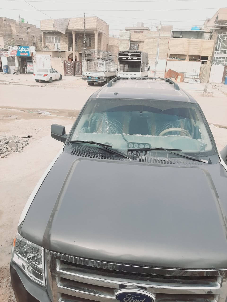 ألسلام عليكم فورد اكس بدشن ٢٠١٢ رقم انكليزي بأسمي تحويل ثاني يوم عنواني بغداد الامين الثانية السيارة جاهزة خير من اللة سعرها ١٢٠ وبيها مجال ماكو هيج سعر وبل عافية عل ياخذها للإستفسار ***********.وات ساب 
***********اتصال 
شوف السوك وتعال ماكو هيج سعر للعلم بيها قطعة وحدة وصندوق كلير فقط وسونار موجود.
