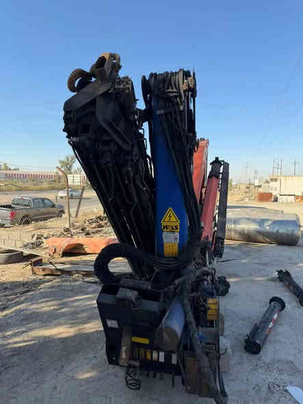 ٧طن ونص ريموت

٧سلايت ٦دهن سحب

رجلين دبل سلايت

سعره ١٦٥ ورقه

***********

***********

مكان الكرين كركوك مفرق شوان قرب مطعم ميديا
