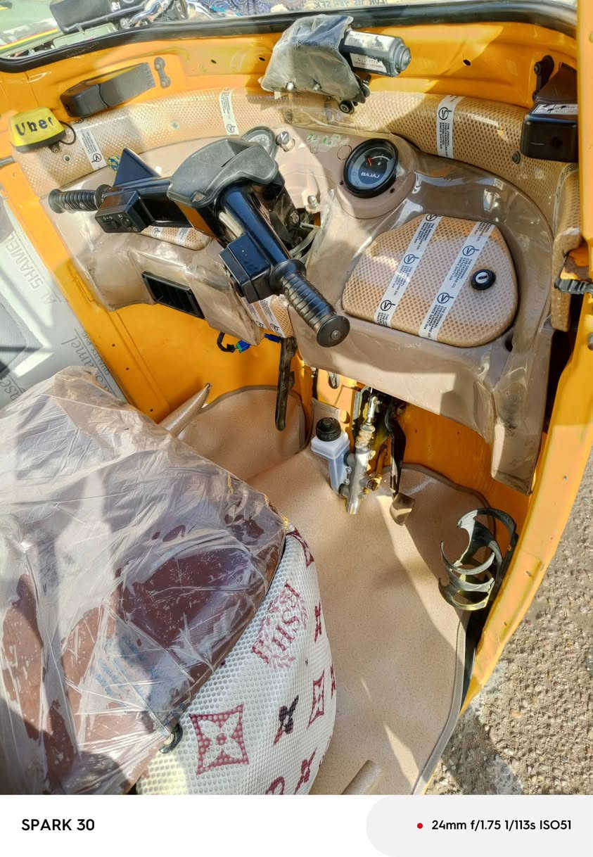 تكتك ٢٠١٩شهر ١٢مرقم السعر ٦٨٠٠مكان العبيدي ***********
