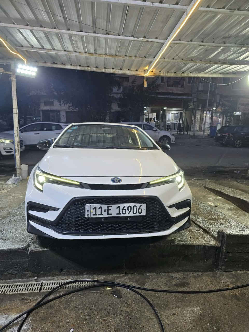 كورلا هايبرد 2023 سياره نضيفه مابيها اي ضراربس شخط بالباب مكاني البياع السعر 148 بيها مجال مكاني البياع الرقم ***********
