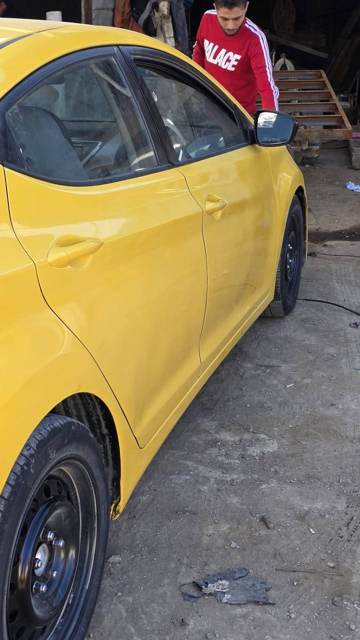 النترا ١١ جاملغ وبنيد
حله المركز تبريد شغال
 سياره عضمته احلى من الصوره 
حداديه نص عمر 
سعر ٩٤
***********
