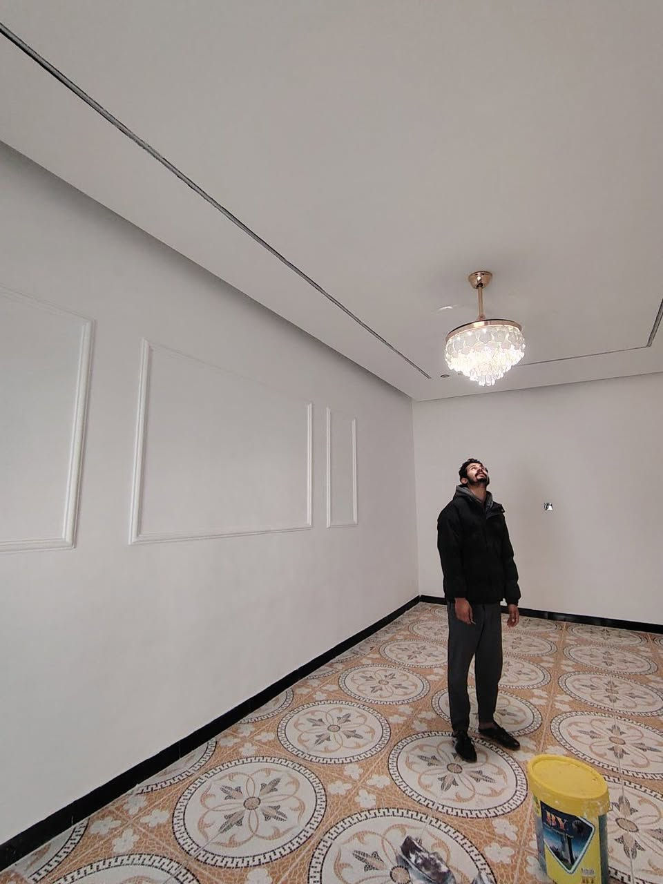 السلام عليكم ورحمة الله وبركاتة
نعمل جميع الاصباغ والديكورات الحديثة 
( داخل ذي قار )
والاقضيه والنواحي 
صبغ 
ديكورات جبس بورد مغربيه
بوردكس
واجهات 
سقوف ثانويه 
ترميم جميع المنازل  وغيرها
للاتصال واتساب‪ ***********
