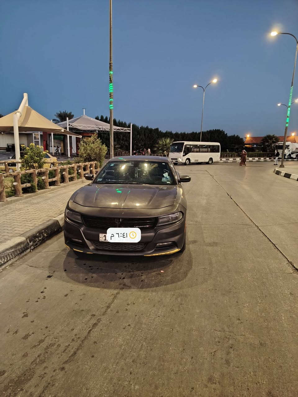 السلام عليكم
للبيع
جارجر مديل ٢٠ اصل
رقم بغداد انكليزي
فول مواصفات
كشنات جلد
كشنات تبريد تدفئه
سلايت (فتحه)
كرسي سايق خزن
السعر ٢٠٠ وبيها مجال
مكان السياره السماوه 
تواصل  ***********
