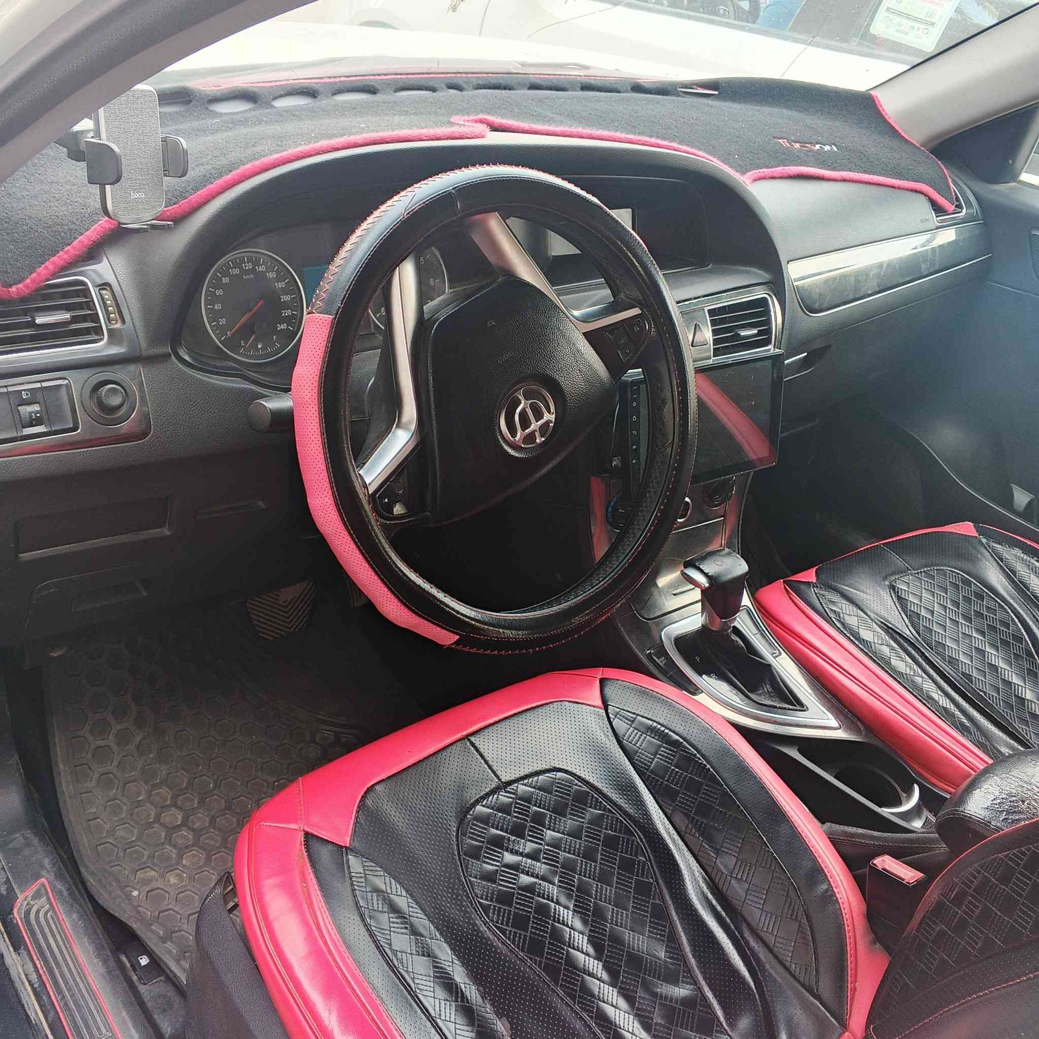 السلام عليكم سياره برلنس موديل ٢٠١٤ بيه صبغ قطعتين محرك مكينه تبريد مكفول مكان  المسيب سعره ٧٢ ورقه للاستفسار ***********
