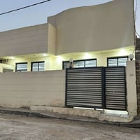 ١٠٠م • واجهه١٠ • مطبخ مفتوح