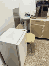 عيادة أسنان للبيع في بغداد
***********
