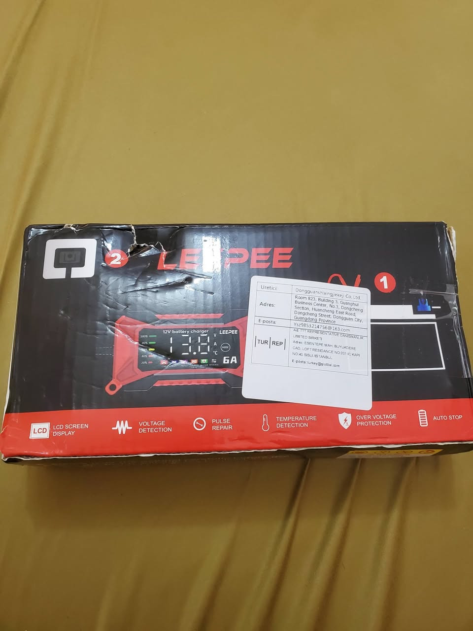 شاحن بطاريات Leepee الذكي بقوة 6 أمبير، المصمم لشحن بطاريات 12 فولت من أنواع الرصاص الحمضية، AGM، GEL، و LiFePo4.يتميز الجهاز بشاشة LCD تعرض حالة الشحن، الجهد، ودرجة الحرارة.يتضمن وظيفة إصلاح تلقائي Pulse Repair للمساعدة في استعادة البطاريات القديمة أو الضعيفة.يوفر حماية متعددة مثل الحماية من الجهد الزائد، درجة الحرارة الزائدة، والقطبية العكسية
يوجد توصيل لكل المحافظات ***********
