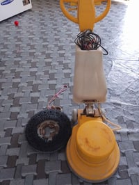 جلايه كاشي وافراشات استعمال قليل الاتصال على الرقم ٠٧٨٠٩٦٠٠٤١٣