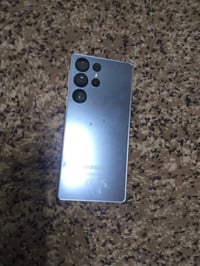 اس ٢٤ الترا • شاشة مبدلة • سعر مناسب