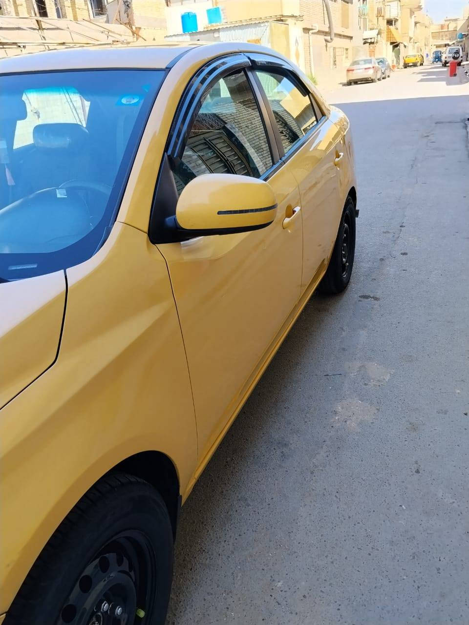 سلام عليكم سياره فورتي موديل ١٣ وارد امريكا حادث طرف البنيد بدون دواخل  السياره كله ليبل واحد 
جديده مكينه 2000 دوش خير من الله  
السعر 93
العنوان بغداد مدينة الصدر 
الرقم ***********
