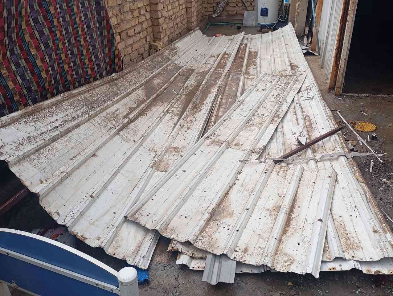 للبيع حديد جينكوات وشخاط وباب حديد مكاني كوت العزة ***********
