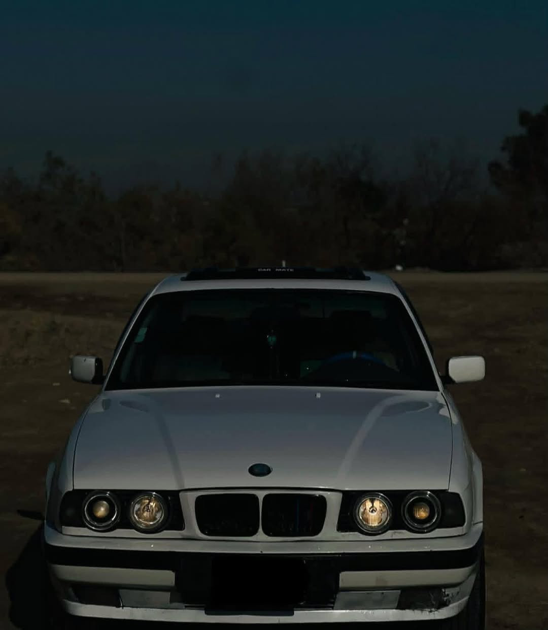 سلام عليكم للبيع 525 رقم صلاح الدين سنويه لل28اوتو مسكر *********** مامتواجد عل فيس مكاني ديوانيه الحمزه الشرقي الشراي يتصل وبي خير ويدلل
