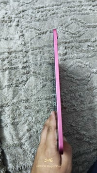 ايباد ١١ • ذاكرة ١٢٨ • الحريه