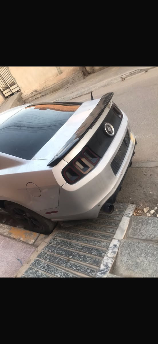 فورد موستنج 2014
اللون سلفر
محرك V6
گير 3700 اوتو
داخلة كليـن
حادثه خفيف داخل العراق و
مبدل بيدل GT
وحدوش بسيطه
عليها شاشه كار بلي
كاميرة
حساسات
سبويلر روش
دفيوزر روش
بنيد GT
سكوبات جانبيه
تحكم بالمري
كروز سرعه
تحكم بالستيرن
گير ومحرك مكفولات
تبريد وتدفئة كاملة
كهربائيات مكفوله
رقمها مميز اربيل الجديد
السياره تخبل والسياره كلش
قوية طلعة ومعدل
السياره بنزينه كله محسن و
صيانته بين فتره و فتره و كلشي
يتبدل اصلي
سبيرها و اغراضه كاملة
4 تايرات جدد
انارة داخلية
حدادة جديده
البنيد مغلف كاربون فايبر
السعر 115 قفل قفل
***********
