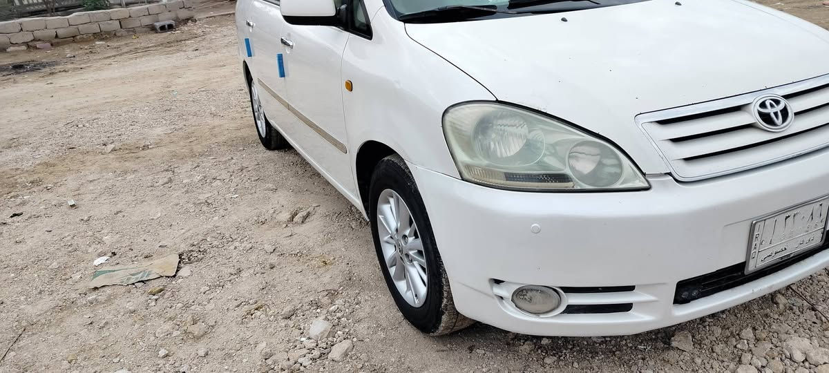 ابصم ابيص صدفي مكانه ذي قار
رقم ذي قار مداور
جاهزه من كلشي مكينه كير تبريد 
مكفوله كصه وضربه عيب شرعي
دواخل بيجي تخم تاير جديد تبريد تدفى كله شغاله 
سياره مال جناي السعر المطلوب 115
للستفسار الاتصال على ***********
