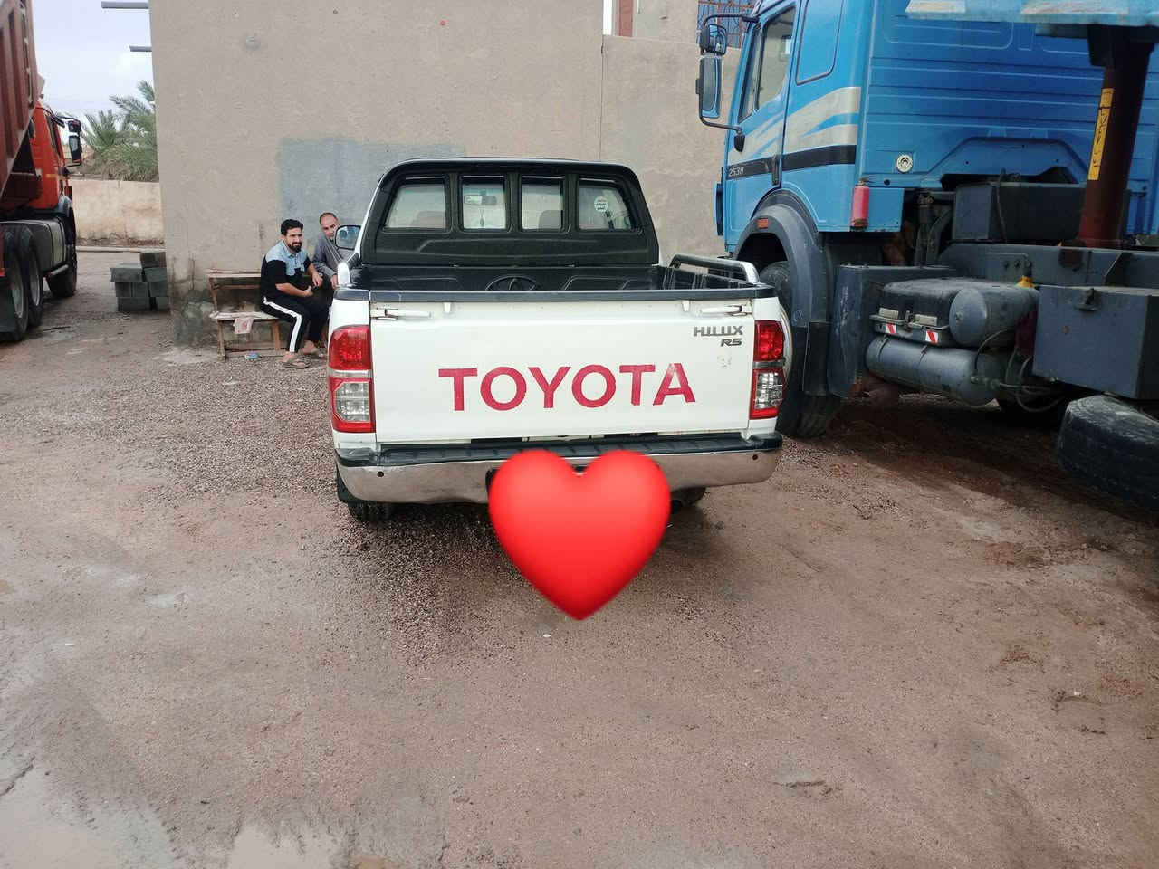 السلام عليكم بيكم فلاونزه 2009 كير عادي تخم تاير تبريد ثلج رقم ذي قار مكينه ما تنقص مكفوله مكينه كير واكسنن
بصره قضاء الدير 
***********
***********
