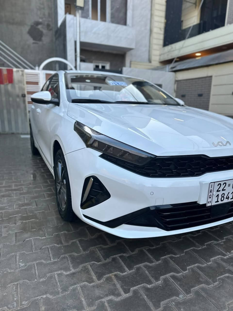 للبيع مديل 24كفاله عامه السياره ماشيه 8000الف  بعدهي بوضع شركه رقم اربيل السعر 145وبيه مجال حك جيه  مكاني دوره اتصال ***********
