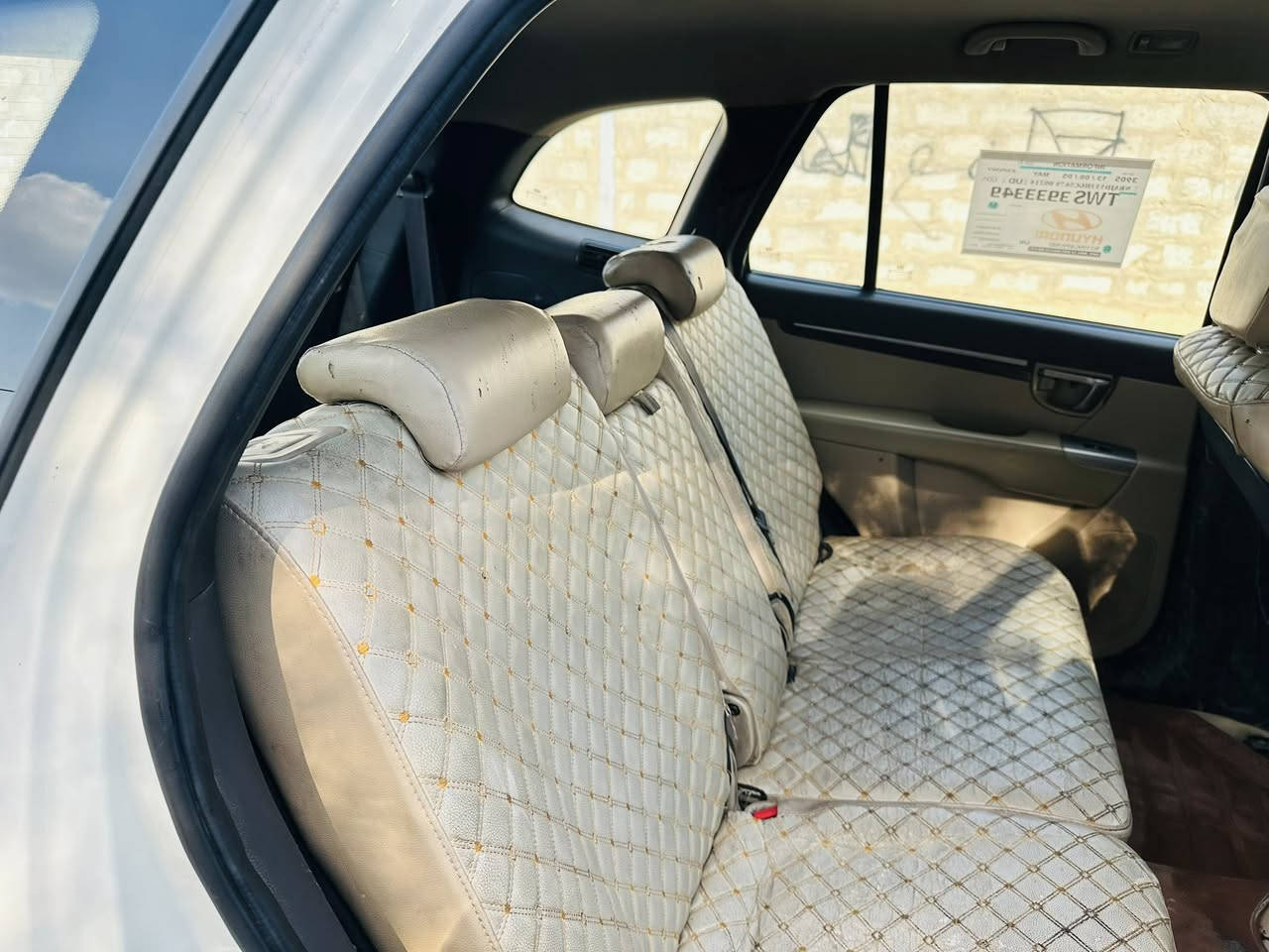 السلام عليكم 
سنتافي للبيع موديل 2012
خليجي سياره مكفوله بيها طخه بالجاملغ الأمامي طخه وليس حادث
محرك 6اسلندر
7راكب
سياره اسويج مو بصمه بدون فتحه 
تحكم استيرن جرس 120يدك
سياره ماشيه 260الف 
سياره مال جناي 
رقم بغداد انكليزي هزه جديده كلشي جديد ابسمي السنويه تسقط 2031
 مكاني بغداد قرب بسمايه
السعر 165وبيها مجال 
رقمي 
***********
متوفر وتساب
