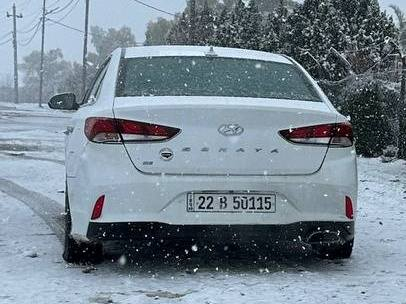 للبيع
سوناتا موديل 2018
وارد أمريكي
🧭 عداد المسافة  110 الف ميل
اذا مو شراي رجاءاً لاتتصل 

حادثه  جاملغ الامامي جهة الايمن بدون دواخل

✨ السيارة نظيفة جداً وأحلى من الصور

🔥 المواصفات:
• شاشة كبيرة
• كاميرا دوارة
• حساس إطارات
• رادارات أمامي + جانبي + خلفي
• تحديد مسار
• حساس لايت (العالي يشتغل ويطفي تلقائياً)
• فول تحكم ستيرن
• حساس مطر
• 3 وضعيات قيادة
• جنطة بصمة تفتح 
• إضاءة LED أمامية وخلفية وداخلية
📍 الفحص مرحب بيه بأي مكان
💰 السعر: 135 وبيه مجال قليل

ارقام وهزة جديدة لغاية 2031
تريد وكالة او مداول اني حاضر السيارة باسمي
الرقم أدناه
📞 ***********
