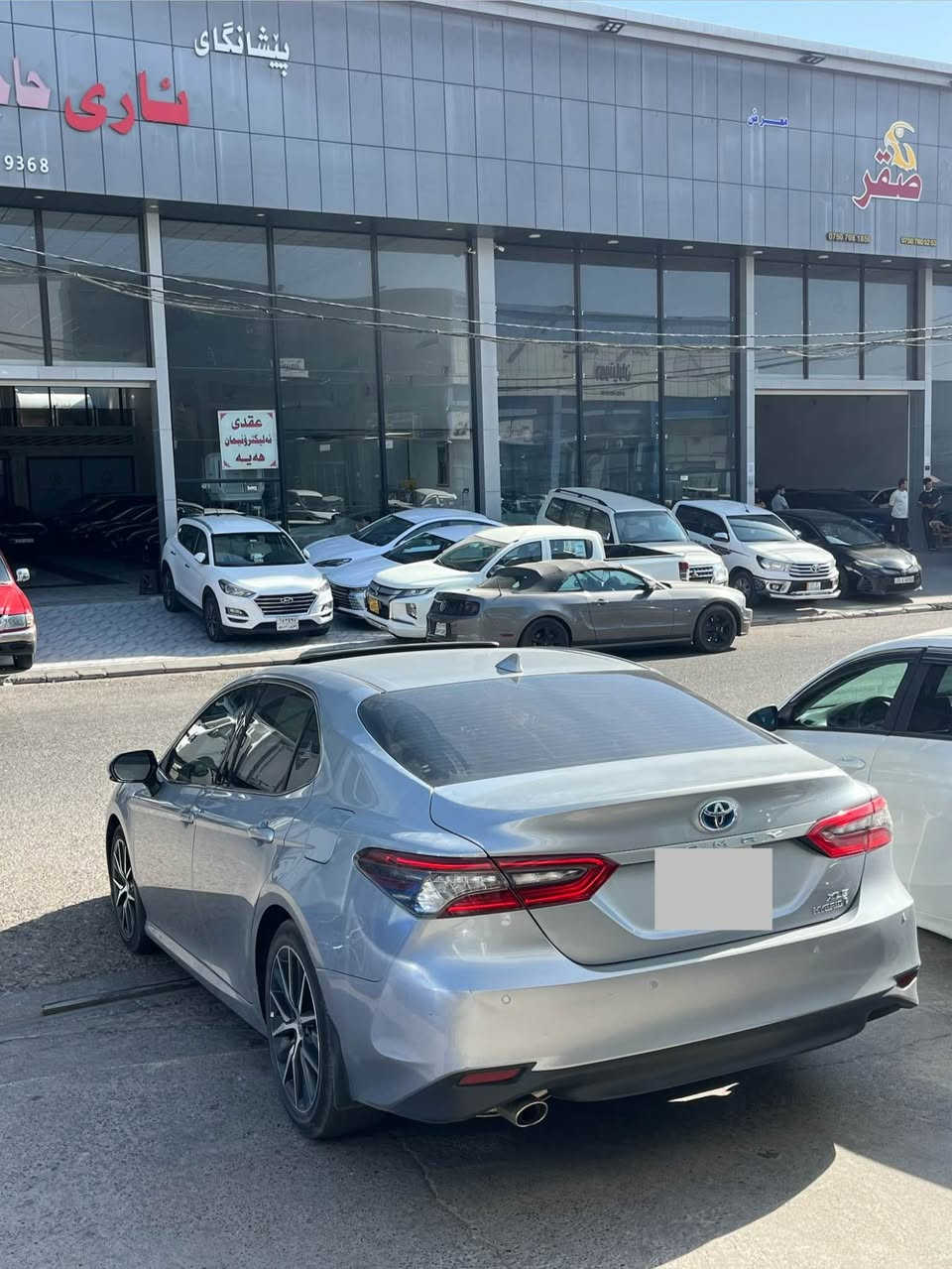 Toyota Camry 2024 XLE hybrid 
بدون صبغ بدونً ارباك
فحم رادار بيلادي شركه
موصفات 1/1 
شاشه كبير
فتحه
داتاشو
كوشن هيتر
كوشن كهربايي
هايبرد
قودي رادار
قودي ايشاره
شحن وايرليس - تايب سي - USB
تحديد سرعه
ويل كروم
شغال
باب بصمه
Eco - normal_ sport
عنوان اربيل
رقم موبايل *********** أربيل, العراق
