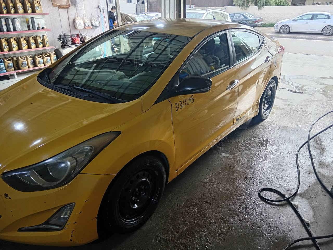 مكلف بالنشر
النترا مضلع أمريكي موديل ١٢
محرك دوش 1800
السعر ٧٨ وبيها مجال بغداد اليرموك 
*********** اتصل على هذا الرقم
