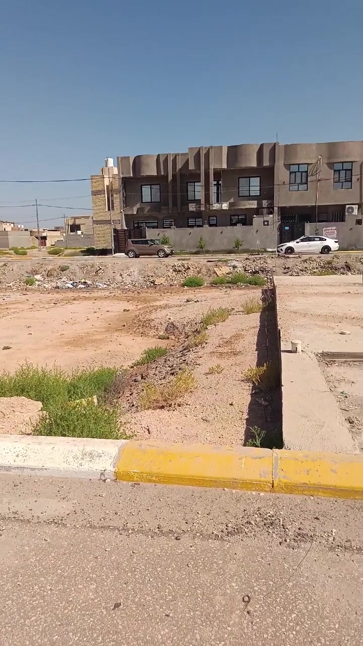 قطعة أرض ١٠٠ متر كربلاء عامود ١٤٧
مجمع السيده رقيه ***********
