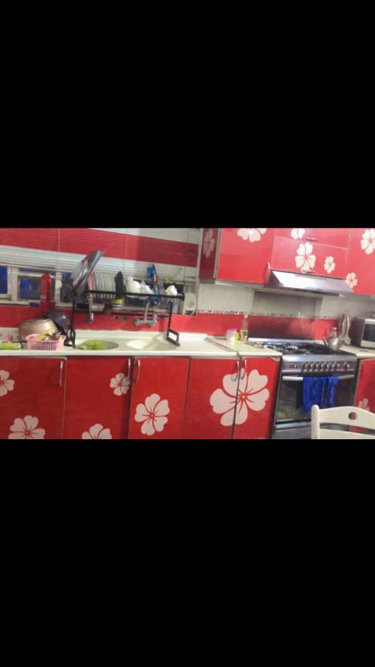 كاونتر تركي للبيع يحتوي على سلات داخلية وباب سلايد للخزن ***********
