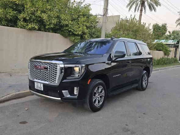 sle  يوكن 
شكل الدينالي 

موديل 2022

المواصفات 
بصمه 
7 راكب 
٣ قطع تبريد 
داخل صاج 
ويل ١٨ 

شاشه جديدة
عينه كيجات دينالي 
حساس امامي خلفي 
تشغيل عن بعد

ماشيه 50 الف  ميل 

حادثه موضح بلصور فقط جاملغ فقط
راديترات وبجم وغاز التبريد بلاد

السعر 425ورقه  وبيها مجال 

مكان السياره بغداد حي الاطباء بلجهاد قرب خدمي شارع المطار
للاستفسار ***********
