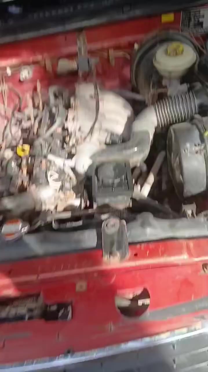 سكاي 2013 سياره جاهزه وحلوه مكينه وكير مكفولات تبريد ثلج تخم تاير صدر جديد تحويل مباشر سنويتها 26 سياره لا صبغ ولا تبديل على وضع الشركه ***********
