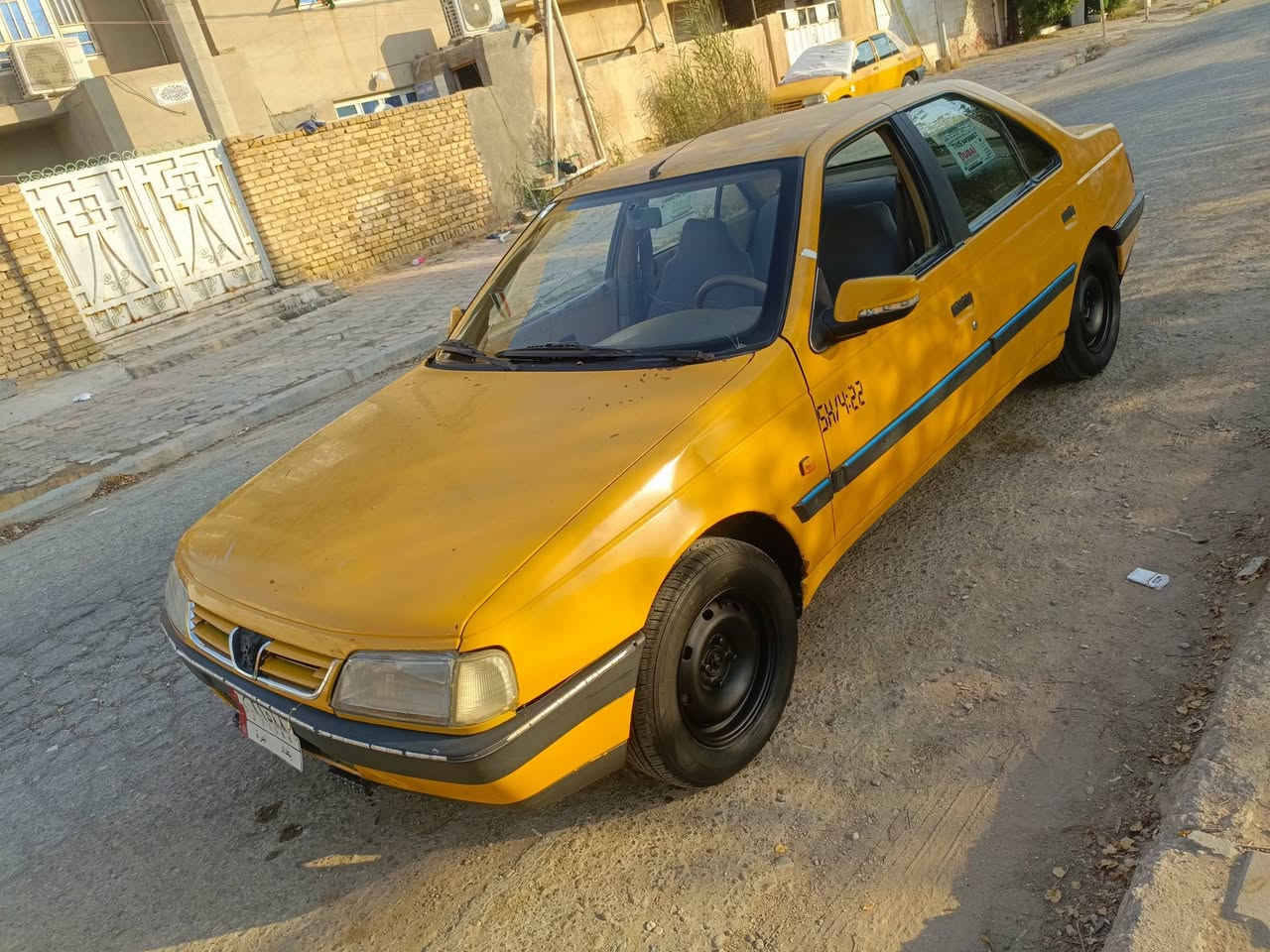 السلام عليكم بيجو 405موديل 2010 جاهزه كير مكينه تخم تاير باتري جديد السعر 26 وبيه مجال ترهم مراوس*********** لسكن واسط مركز مدينه أبو السنويه جاري
