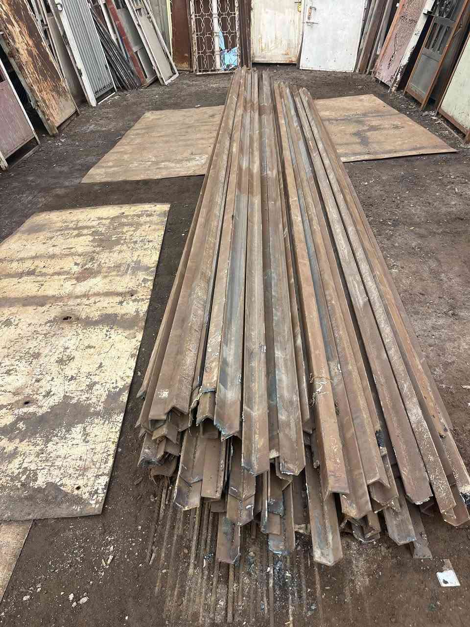 العدد ٣٠٠ قطعه

طول١٢٥ العدد ٣٠٠

١٥٠ العدد٣٠٠ 

٢٥٠ العدد٢٠٠ قطعه

بغداد مدينه الصدر مكلف بالنشر 

اتصال ‭٠٧٧٠ ٤٧٥ ٩٣٥١‬
